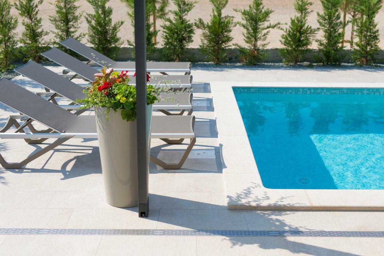 Holiday Home Elegant Vrh  외부 사진