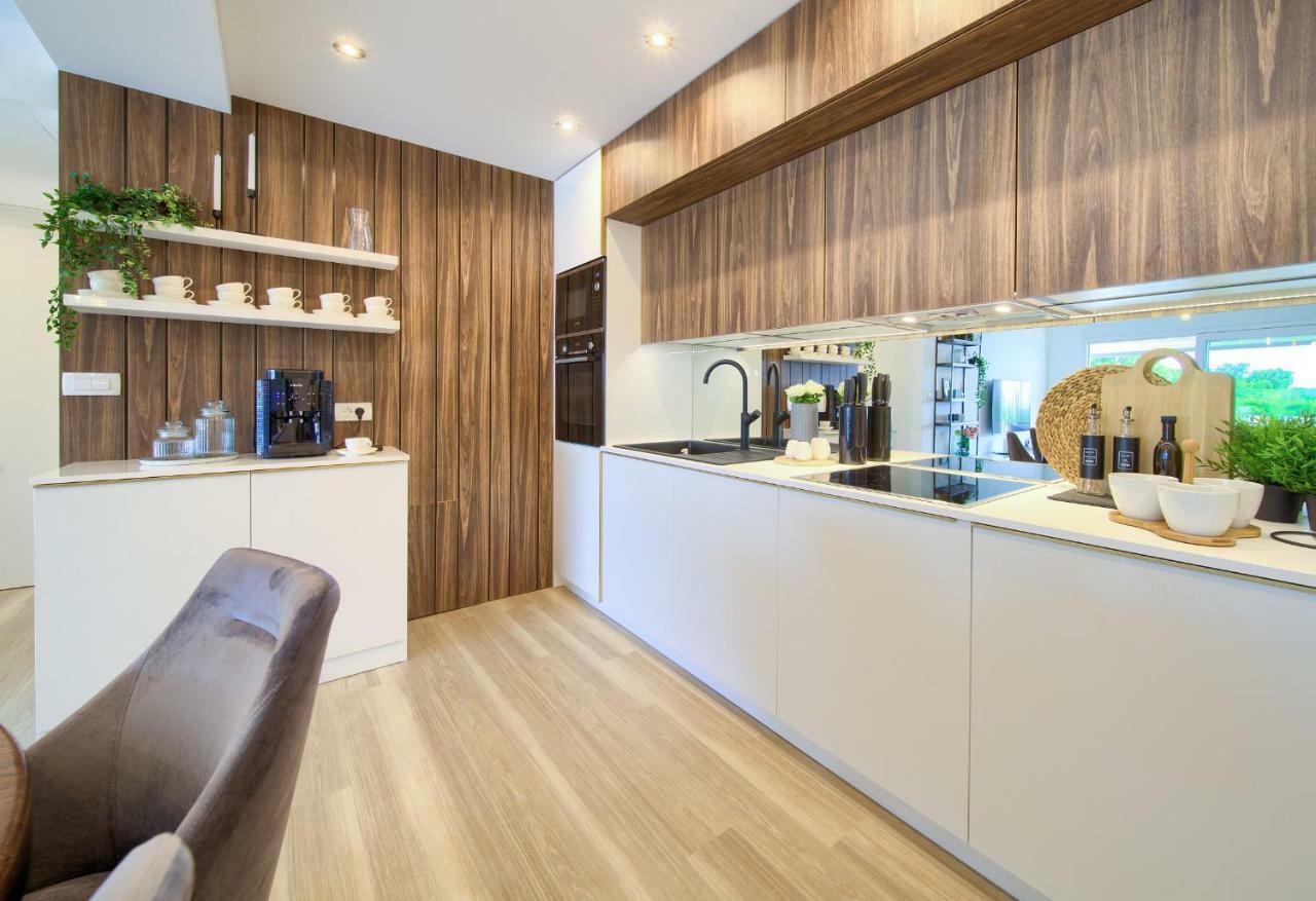 Holiday Home Elegant Vrh  외부 사진